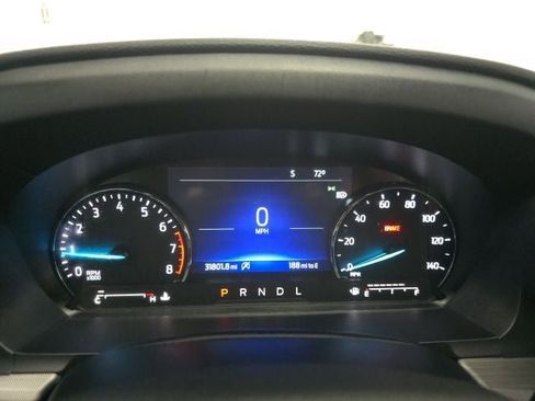 Used 2023 Ford Explorer XLT w/ Equipment Group 202A AWD/4WD image 29