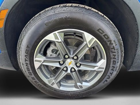 Used 2024 Chevrolet Blazer LT w/ Convenience Package FWD image 10