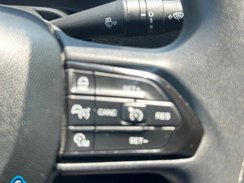 Used 2025 RAM ProMaster 1500 w/ Safety Group FWD image 21