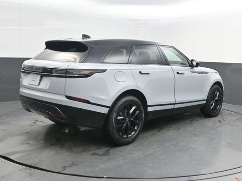 New 2026 Land Rover Range Rover Velar Dynamic SE image 7
