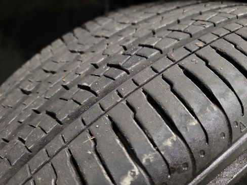 Used 2020 Toyota RAV4 LE image 11