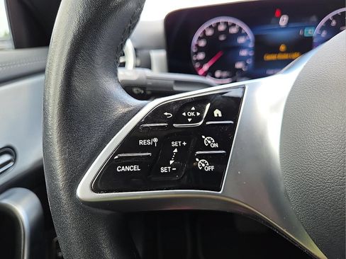 Used 2025 Mercedes-Benz CLA 250 4MATIC image 20