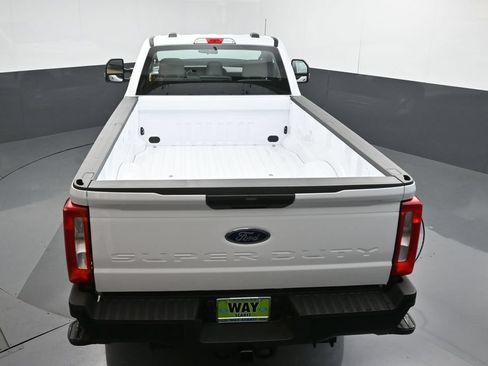 New 2026 Ford F250 XL w/ F-250 >10K GVWR Package AWD/4WD image 31