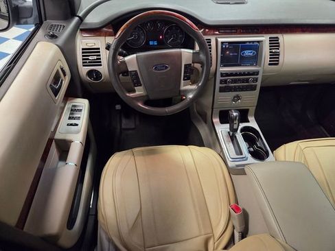 Used 2011 Ford Flex Limited w/ Rapid Spec Order Code FWD image 13