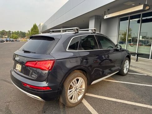 Used 2019 Audi Q5 2.0T Premium Plus w/ Premium Plus Package AWD/4WD image 3