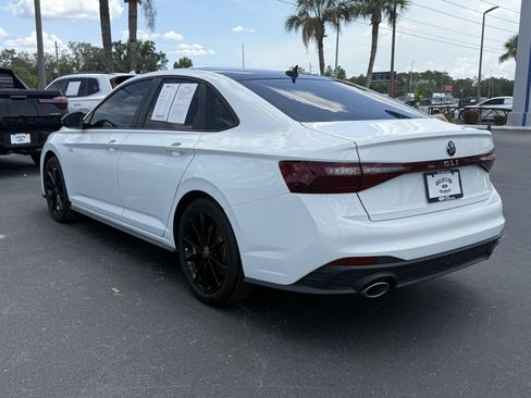 Used 2025 Volkswagen Jetta GLI Autobahn FWD image 7