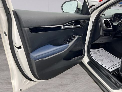 Used 2024 Kia Seltos S image 8