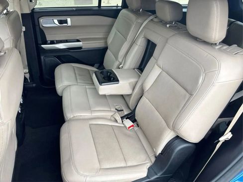 Used 2021 Ford Explorer Limited AWD/4WD image 14