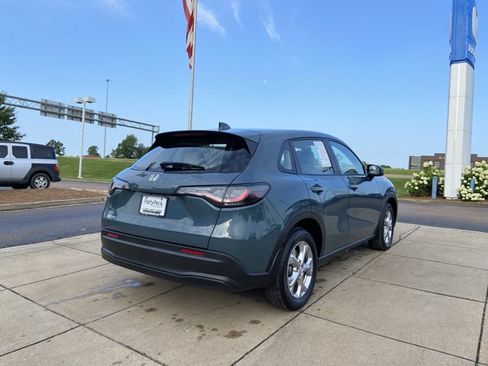 Used 2024 Honda HR-V LX image 11