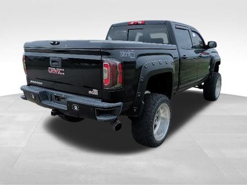 Used 2017 GMC Sierra 1500 SLT AWD/4WD image 3