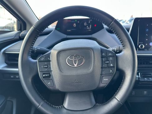 Used 2025 Toyota Prius LE image 27