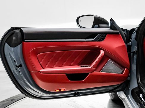 Used 2024 Porsche 911 Carrera GTS image 80