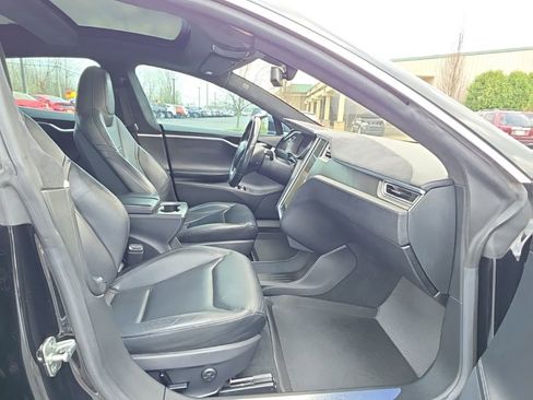 Used 2015 Tesla Model S 85D image 44