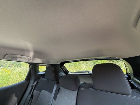 Certified 2025 Nissan Kicks SV AWD/4WD image 26
