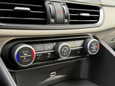 Used 2019 Alfa Romeo Giulia Ti Sport w/ Quick Order Package 22S Sport image 5