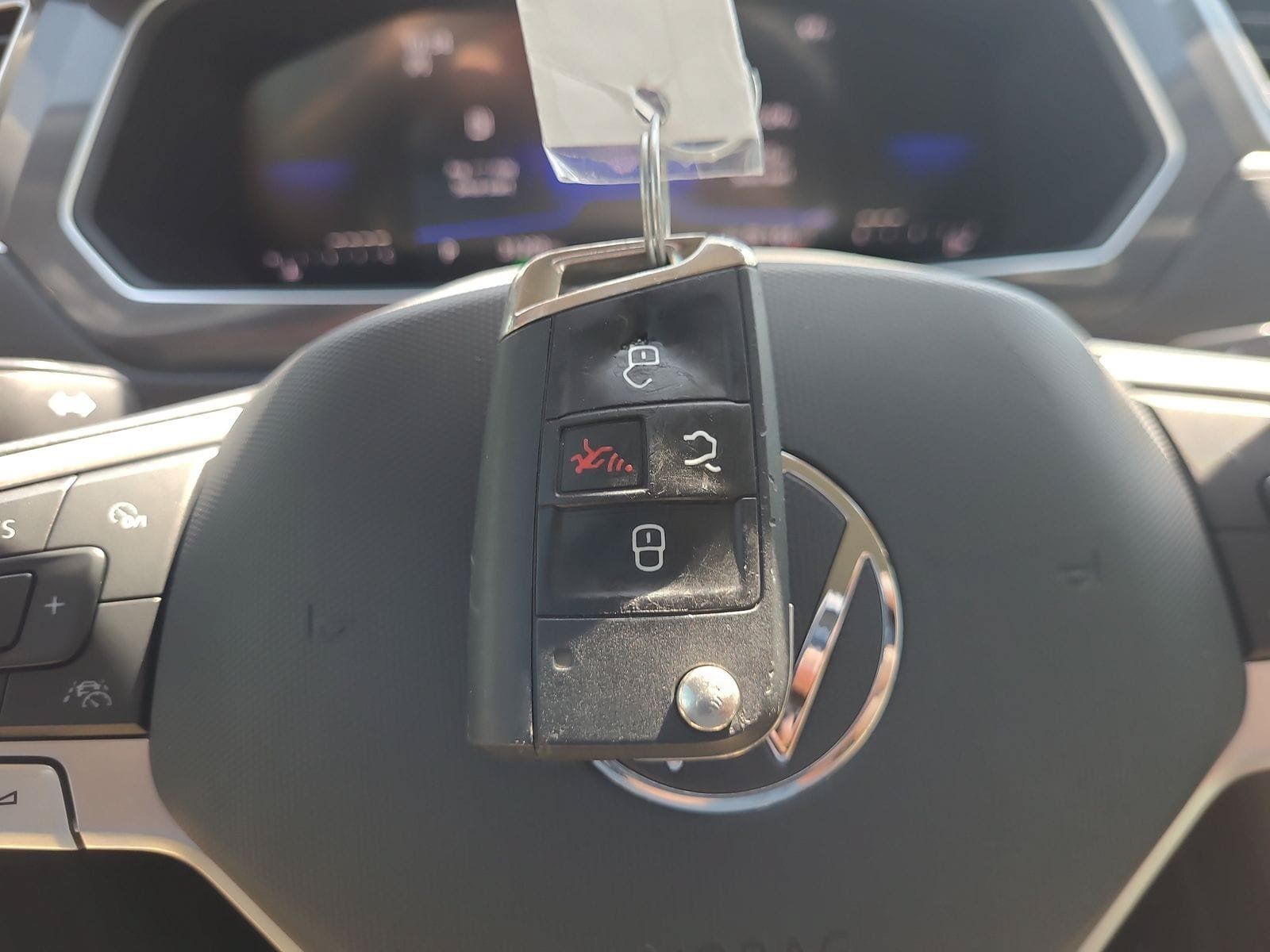 Used 2024 Volkswagen Tiguan S FWD image 34