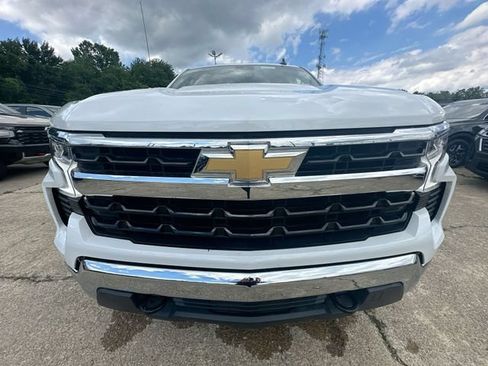 Used 2025 Chevrolet Silverado 1500 LT AWD/4WD image 34