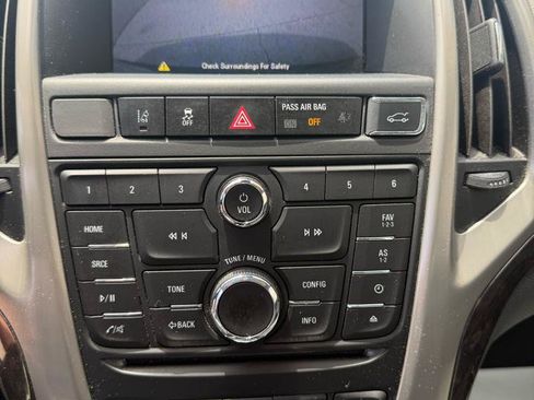 Used 2014 Buick Verano Convenience FWD image 21
