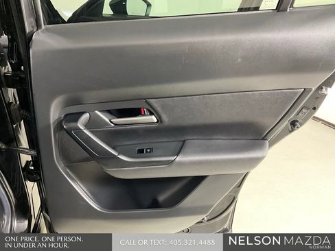 Used 2025 MAZDA CX-50 AWD 2.5 S w/ Preferred Package image 23