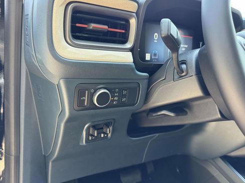 New 2026 Ford Maverick Lariat AWD/4WD image 8