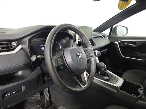 Used 2023 Toyota RAV4 SE AWD/4WD image 14
