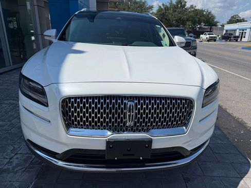 Used 2022 Lincoln Nautilus Reserve AWD/4WD image 6