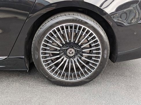Used 2023 Mercedes-Benz EQS 580 4MATIC Sedan image 25