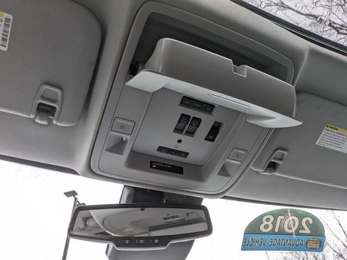 Used 2018 GMC Sierra 1500 SLT image 25