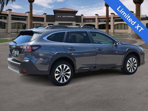 Used 2024 Subaru Outback Limited XT AWD/4WD image 8