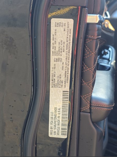 Used 2022 Jeep Grand Cherokee Summit AWD/4WD image 7