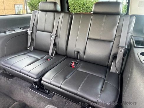 Used 2009 Chevrolet Suburban LT AWD/4WD image 17