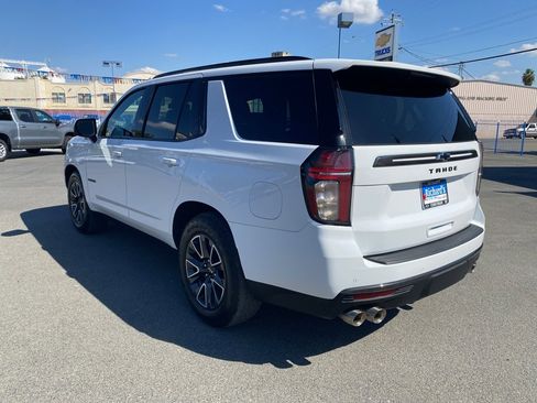 Used 2022 Chevrolet Tahoe Z71 w/ Z71 Off-Road Package image 12