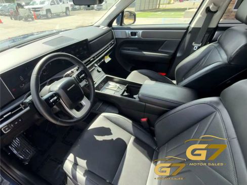 Used 2026 Hyundai Santa Fe SEL FWD image 9