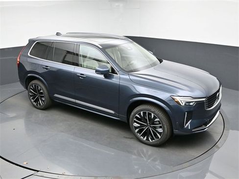 New 2026 Volvo XC90 B6 Ultra image 44