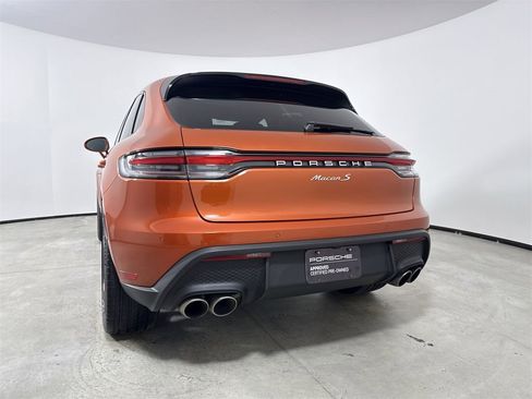 Certified 2023 Porsche Macan S image 20