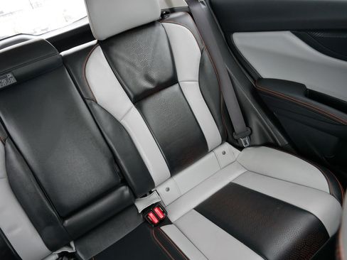 Used 2023 Subaru Crosstrek 2.5i Limited w/ Moonroof Package image 14