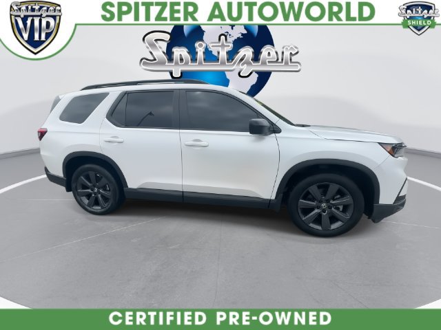 Used 2025 Honda Pilot Sport image 11