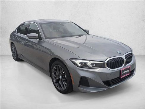 Used 2026 BMW 330i xDrive Sedan AWD/4WD image 3