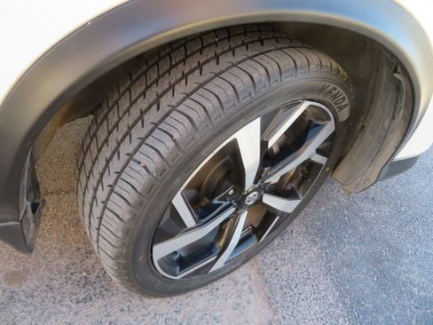 Used 2022 Nissan Rogue Sport SL image 13