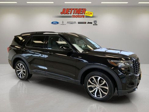 Used 2025 Ford Explorer ST-Line image 10
