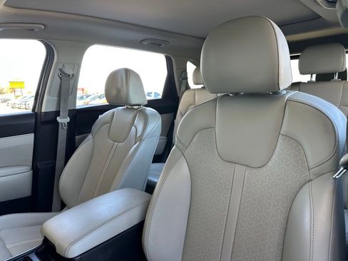 Used 2021 Kia Sorento S w/ Panoramic Sunroof Package image 15