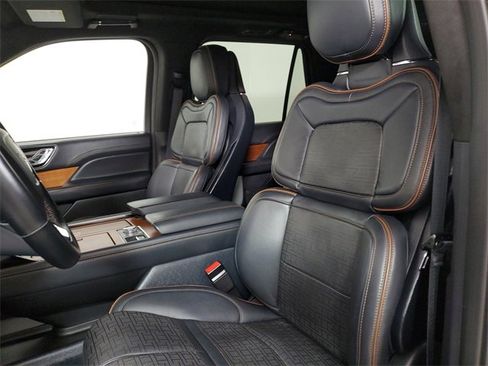 Used 2023 Lincoln Navigator L Black Label image 23