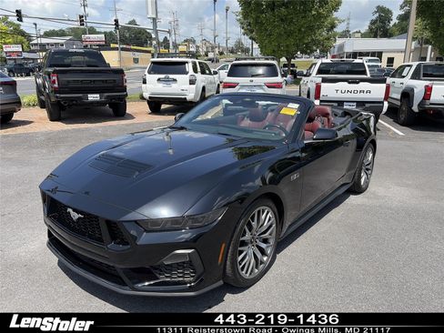 Used 2025 Ford Mustang GT Premium RWD image 1