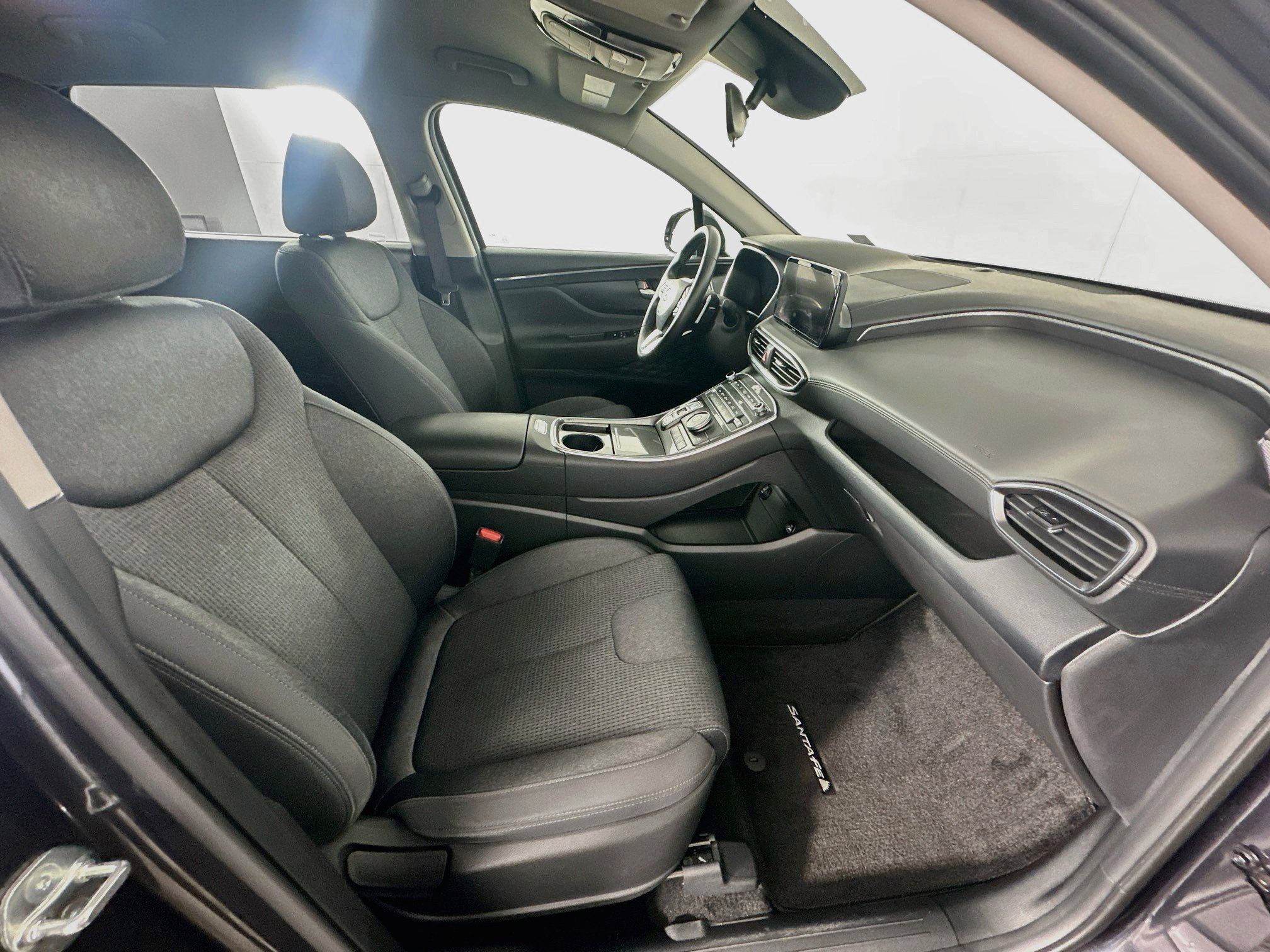 Used 2023 Hyundai Santa Fe SEL FWD image 31