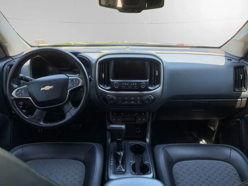 Used 2015 Chevrolet Colorado Z71 RWD image 11