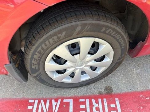 Used 2010 Toyota Corolla LE FWD image 7
