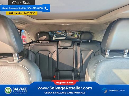 Used 2019 Audi Q8 Prestige w/ Luxury Package image 13