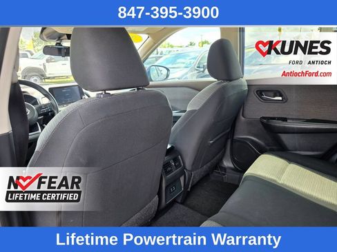 Used 2023 Nissan Rogue SV FWD image 19