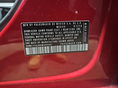 Used 2016 Volkswagen Jetta SEL w/ Lighting Package image 34