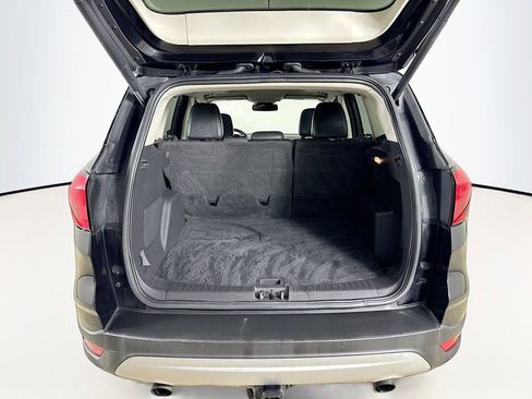 Used 2019 Ford Escape Titanium image 21